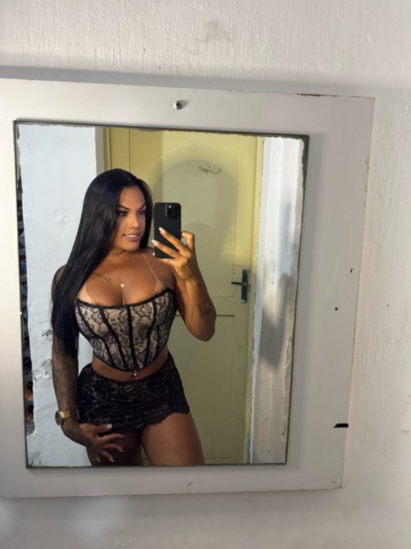 Acompanhante Trans Tainá Dantas em Salvador