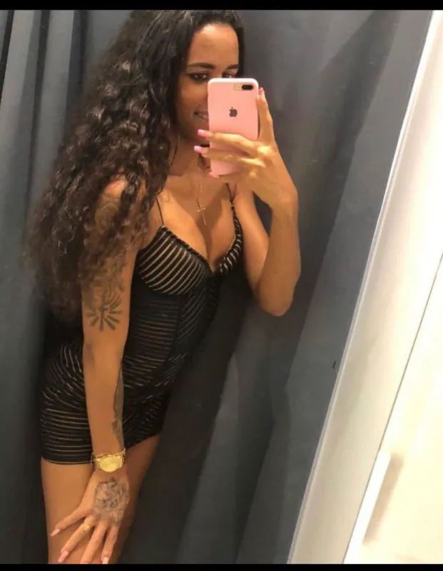 Acompanhante Trans Vanessa Araújo em Salvador - Foto 81 - Transex Brasil
