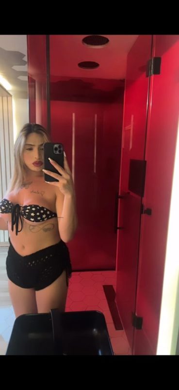 Acompanhante Trans Vitória Lohana em Florianópolis
