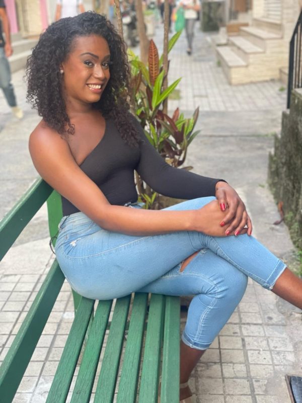 Acompanhante Trans Viviane em Nova Friburgo