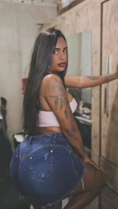 Acompanhante Trans Yasmim Dias - Sem Local em Belford Roxo