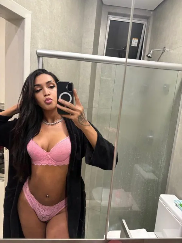 Acompanhante Trans Yasmin Lancaster em Curitiba - Foto 27 - Transex Brasil